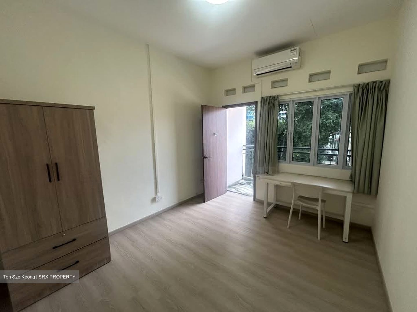 Kitchener Road (D8), Apartment #596198371